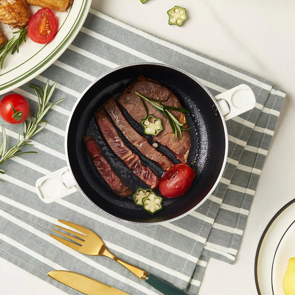 Bear Travel Jug, Travel Pot, Multi Cooker, Mini Steamboat