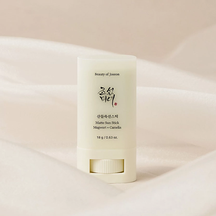 Beauty of Joseon Matte Sun Stick Mugwort + Camellia (18G)