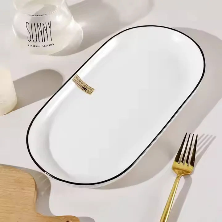 Black Line Vertical Pattern Fish Plate