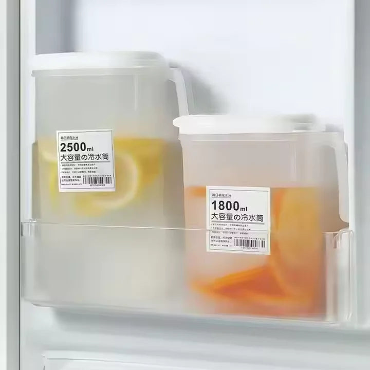 High Temperature Resistant Large Capacity Plastic Water Bottle 1800ML